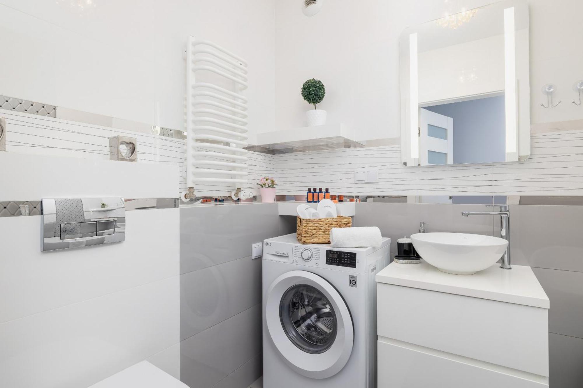 Cracow Pradnik Spacious & Family Apartment With 3 Bedroom By Renters Prestige Cracovia Exterior foto